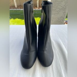 Women’s Size 9.5 Market & Spruce Black Heeled Boots, New